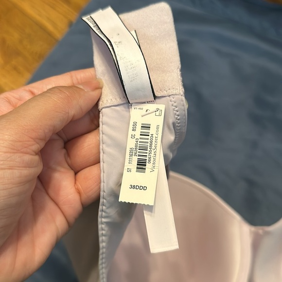 NWT Victorias Secret bra - Picture 3 of 5